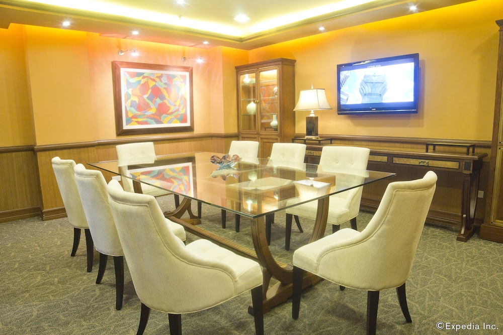 Herald Suites Solana 57/65