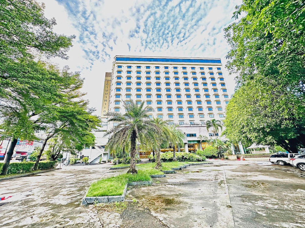 Lanna Palace 2004 Hotel 6/50