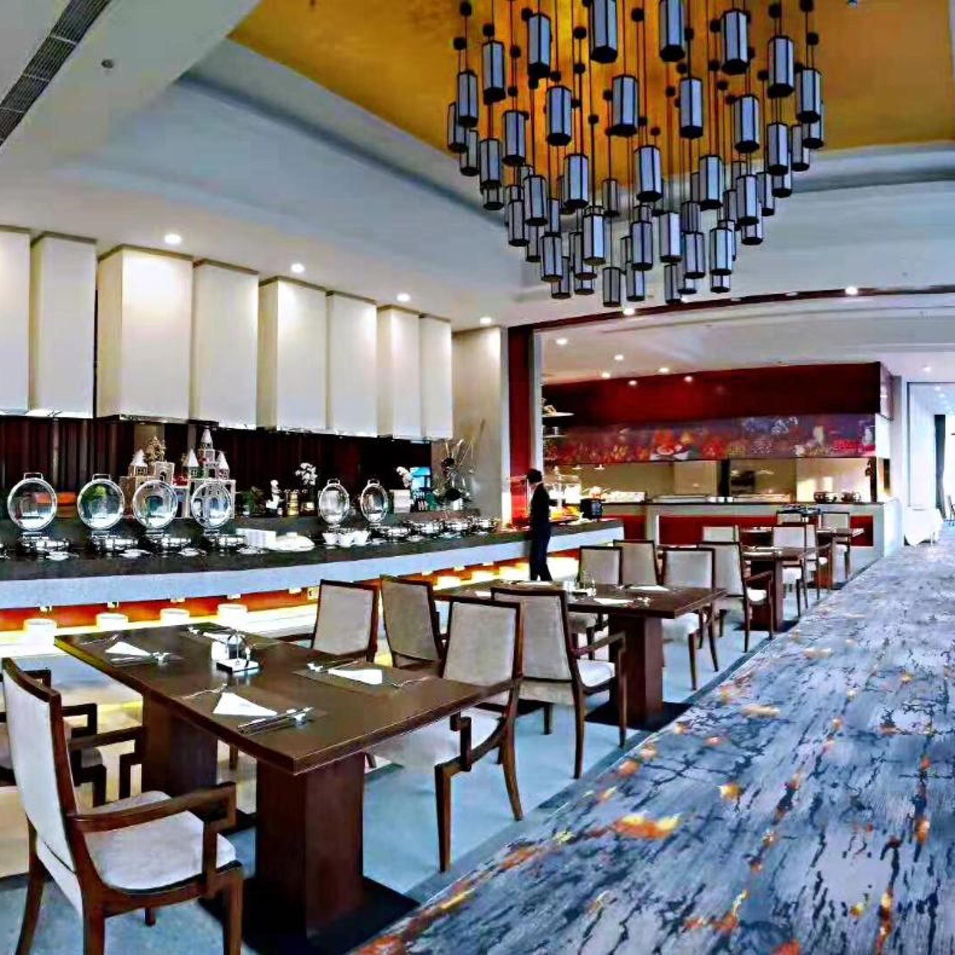 Binhai Jinling International Hotel 50/62