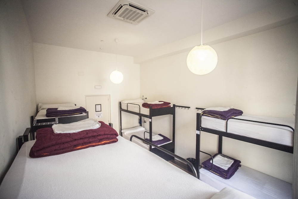 360 Hostel Barcelona Arts&Culture 26/59