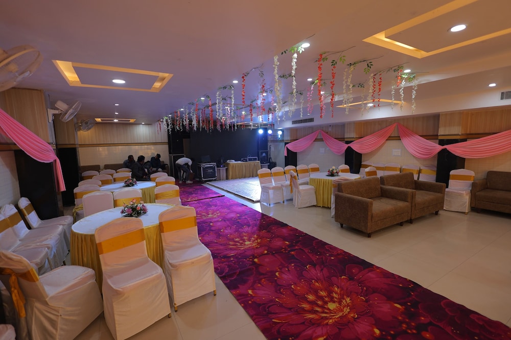 Anand Villa 31/50