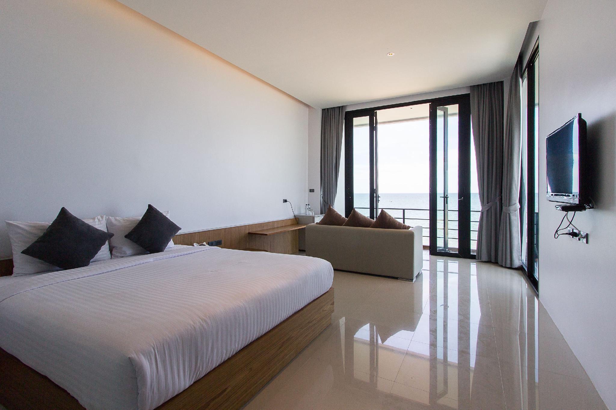 3 Bedrooms, Pool, Villa, Beach Front