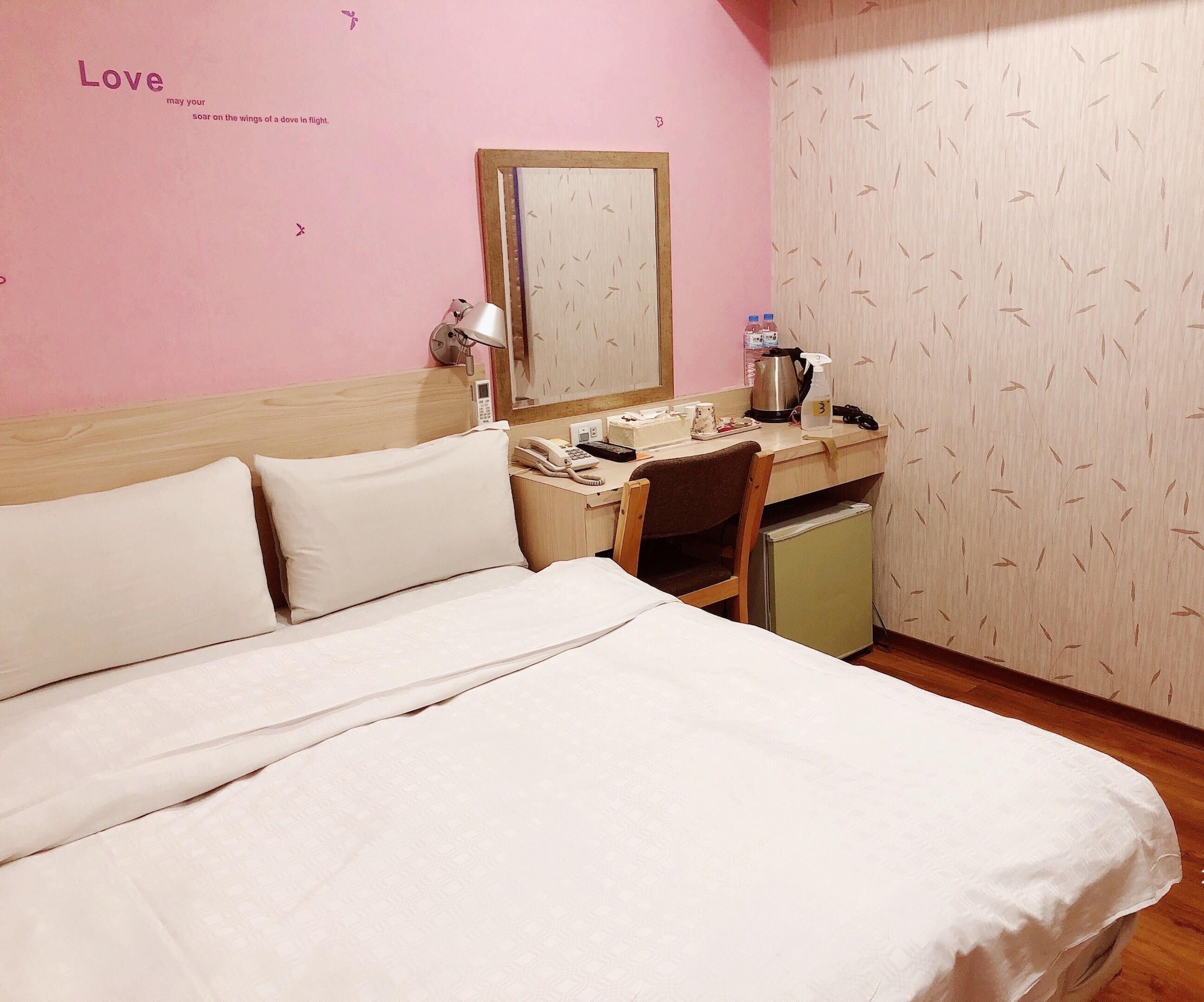 BUDGET, DOUBLE BED