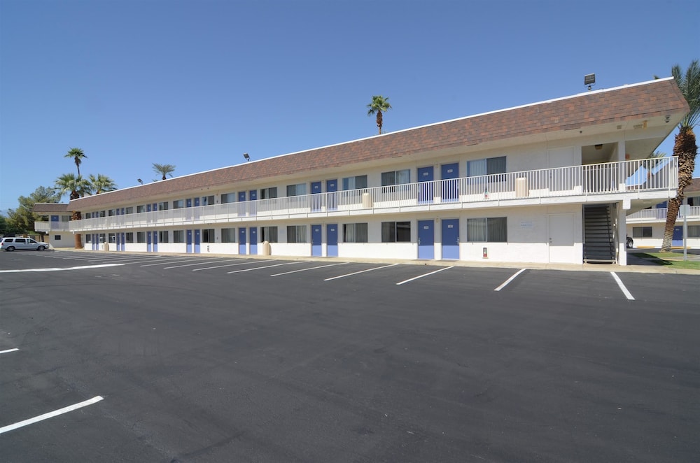 Motel6 Indio, CA - Palm Springs 7/39