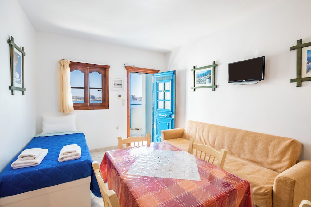 Arhontiko Hotel 30/50