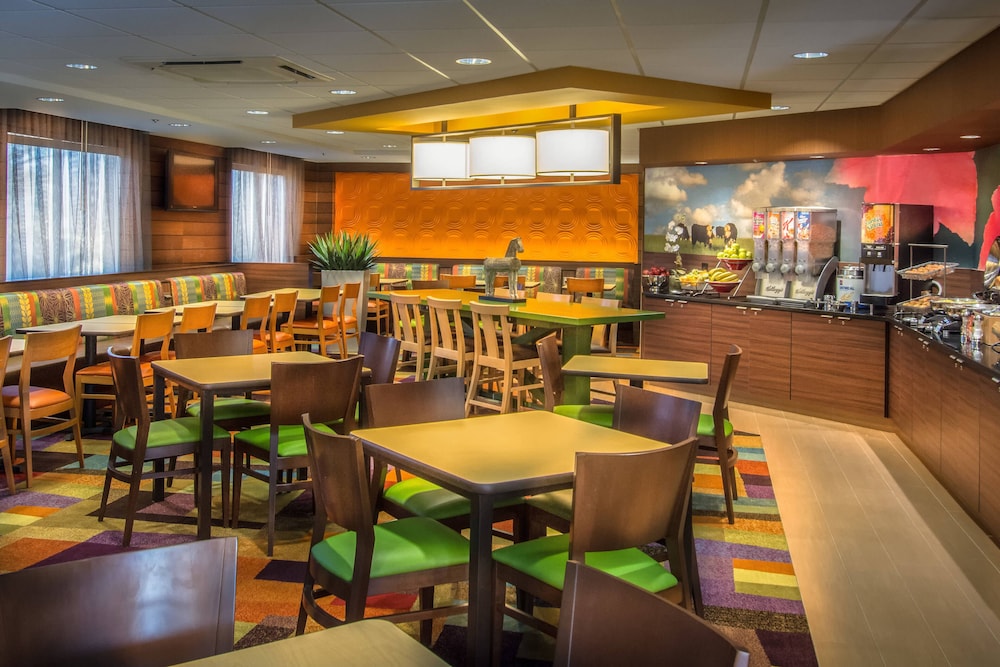 Fairfield Inn Suites By Marriott Washington Dulles Airport 20/24