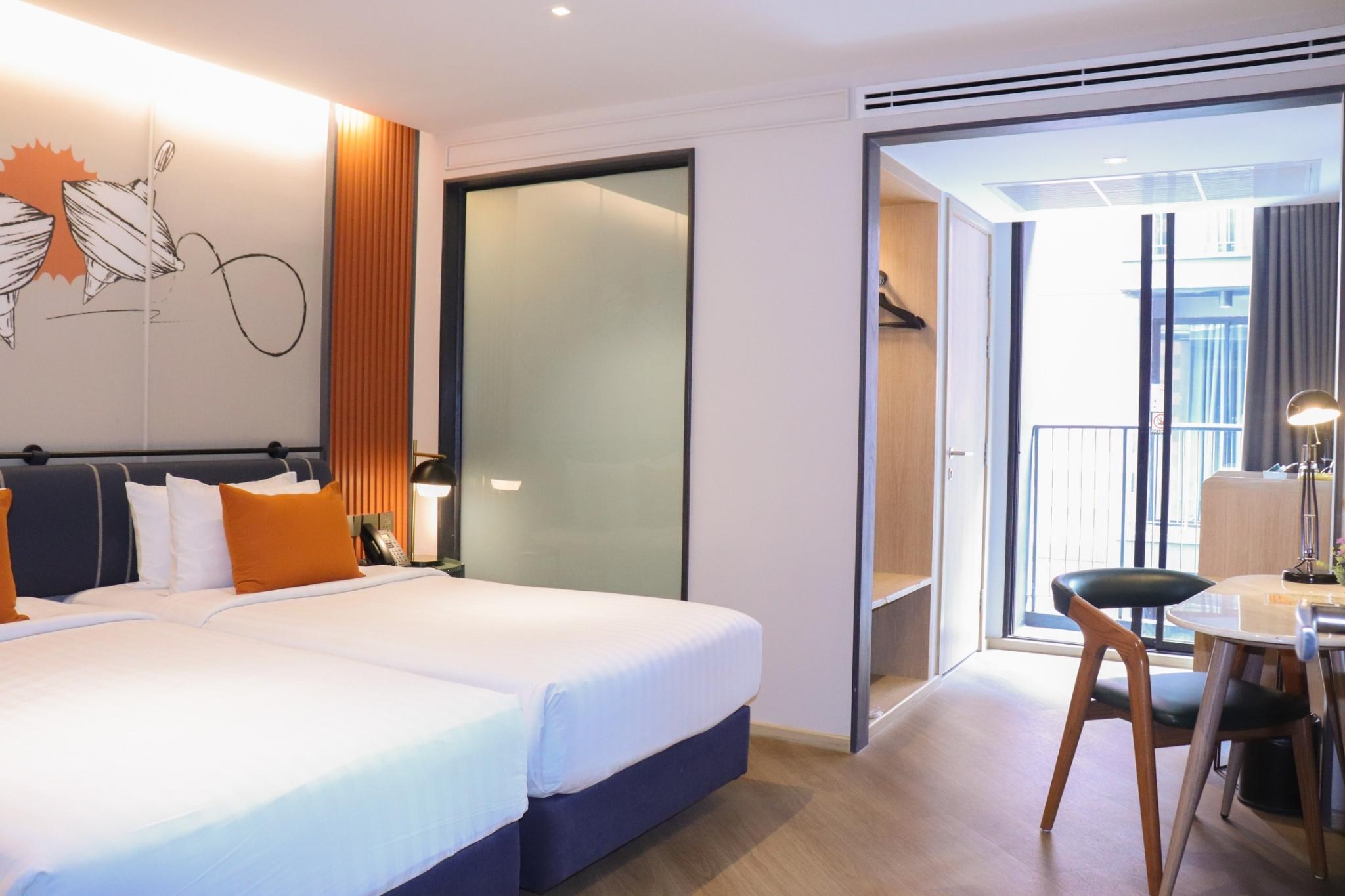 2 Bedrooms, Suite, Garden View