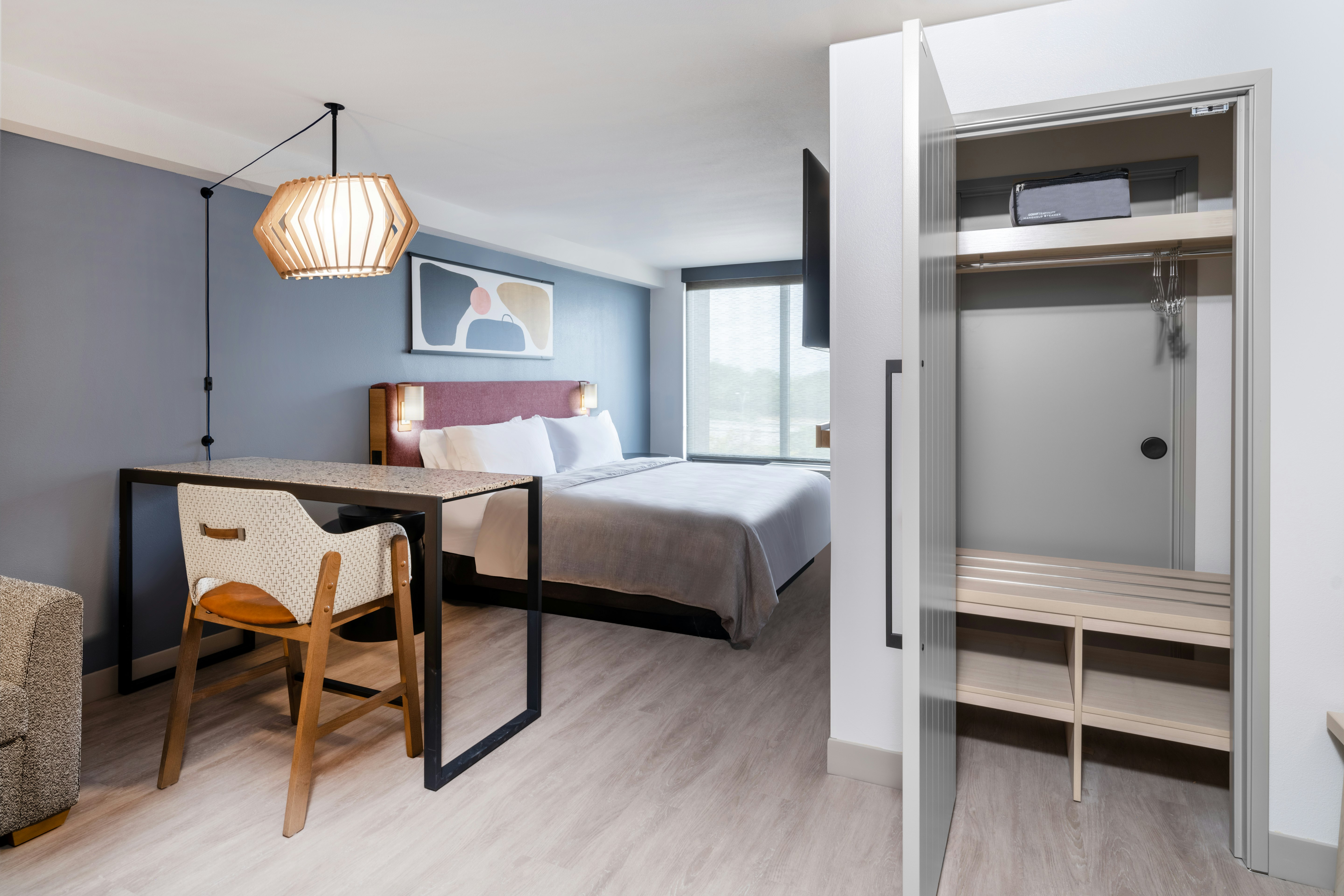 Atwell Suites Austin Airport, an IHG Hotel 27/72