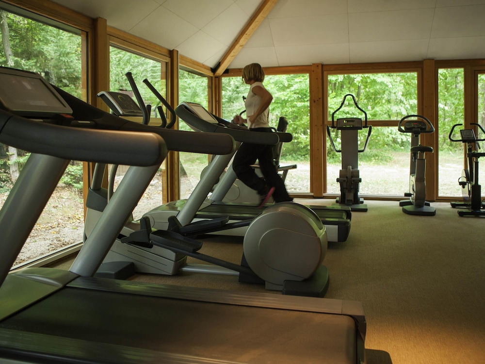 NOVOTEL FONTAINEBLEAU URY 28/51