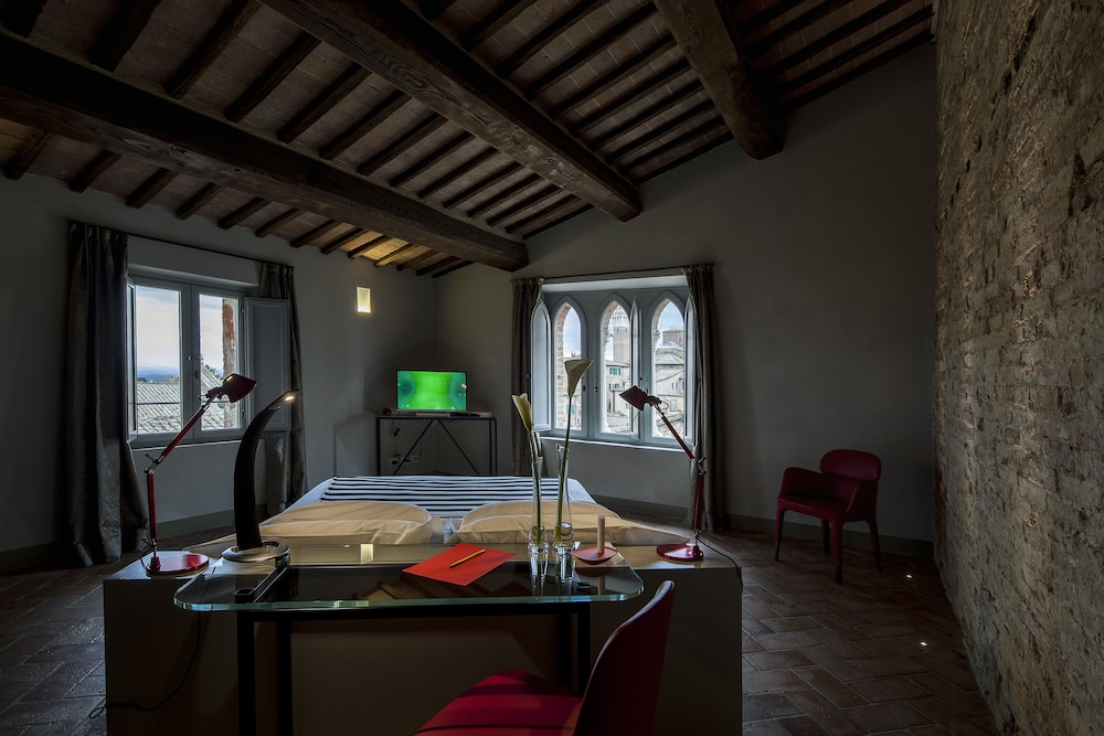 Palazzetto Rosso Hotel 58/74