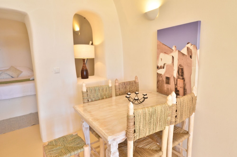 Villa Ariadni 36/50