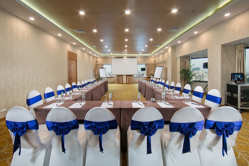 La Casa Hanoi Hotel 40/46