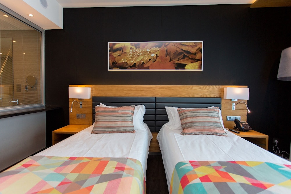 Ubumwe Grande Hotel 24/71