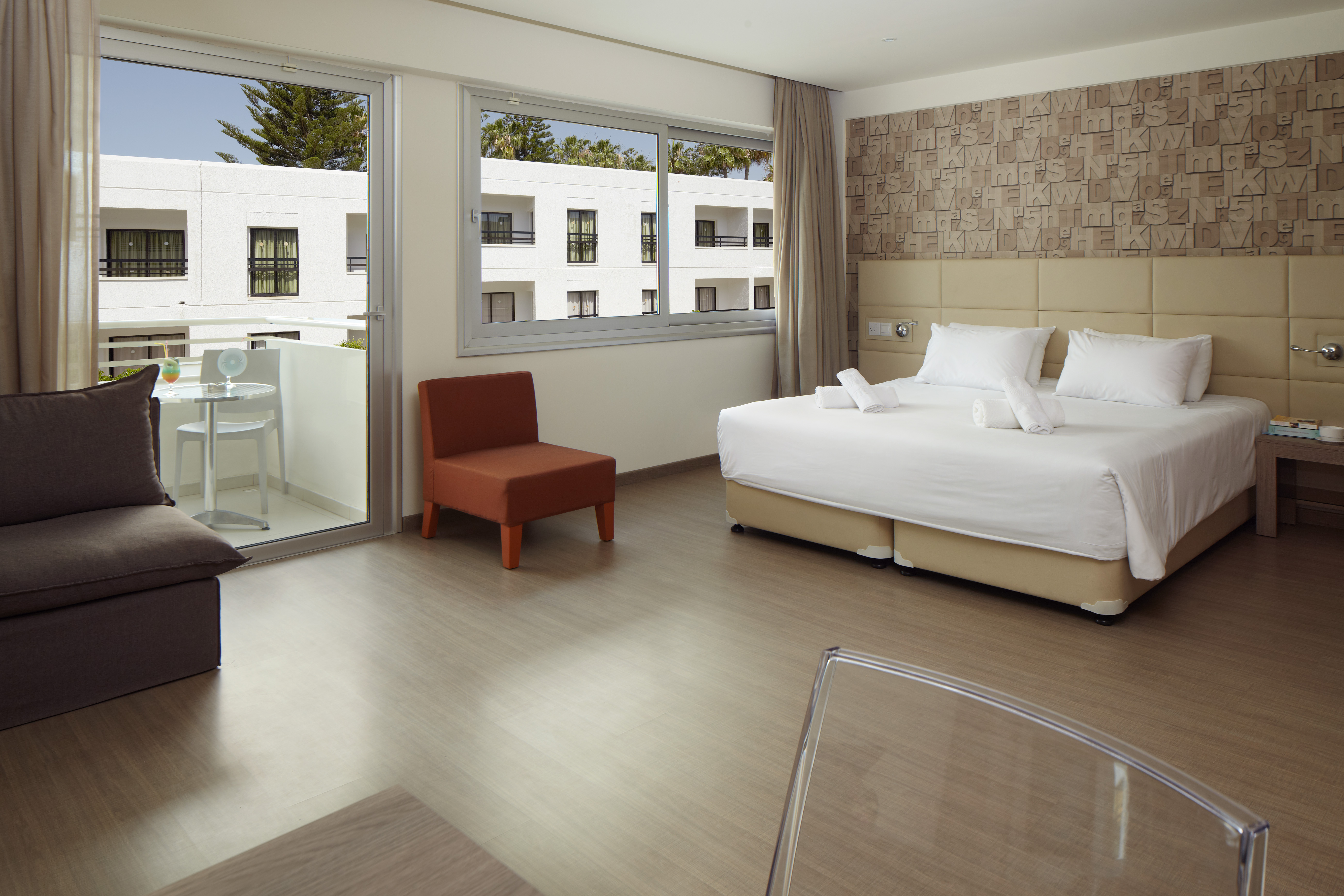 Junior Suite, Studio