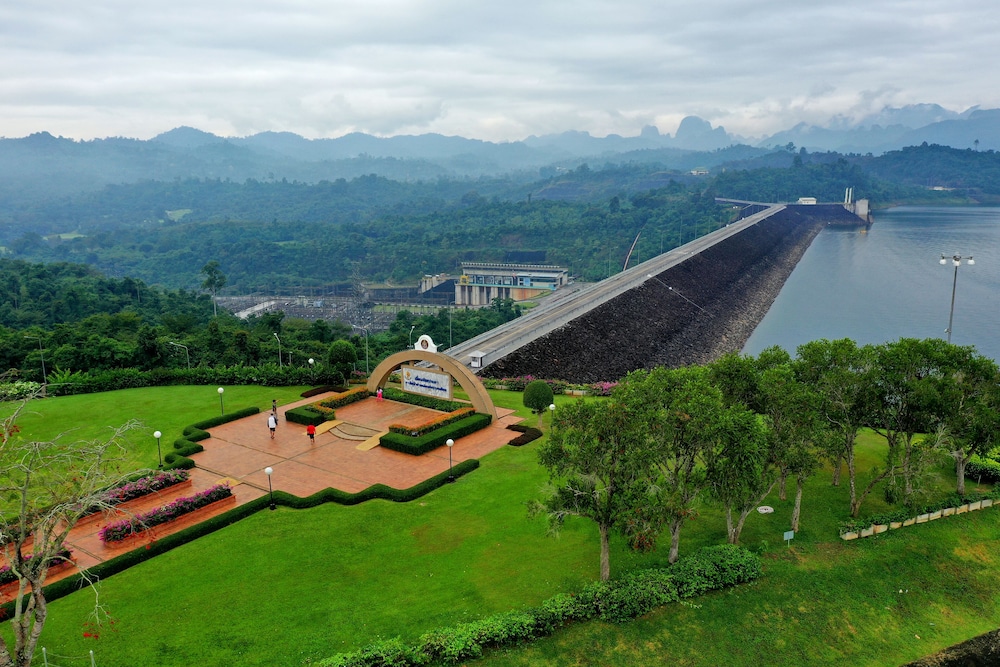 500 Rai Khao Sok Floating Resort 60/68