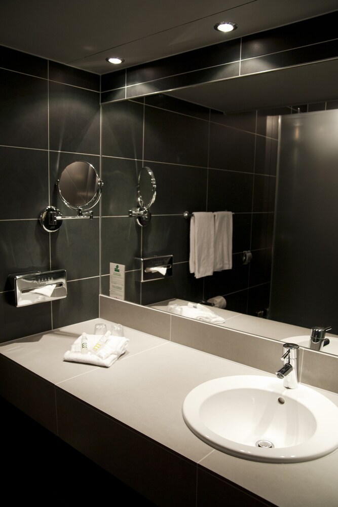 Mercure Bordeaux Lac Hotel 26/77