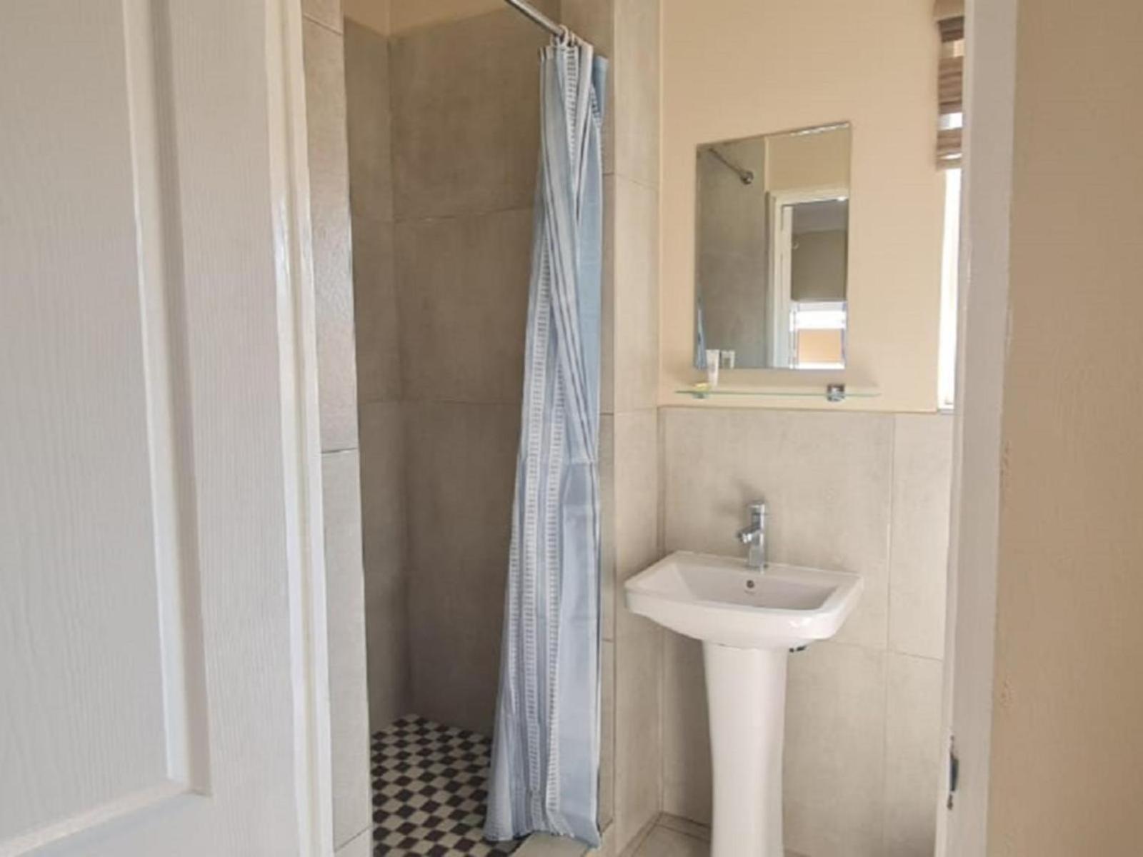 Benoni N12 Hotel 43/45