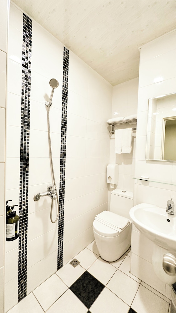 San Juan Easy Stay Inn Tainan 61/65