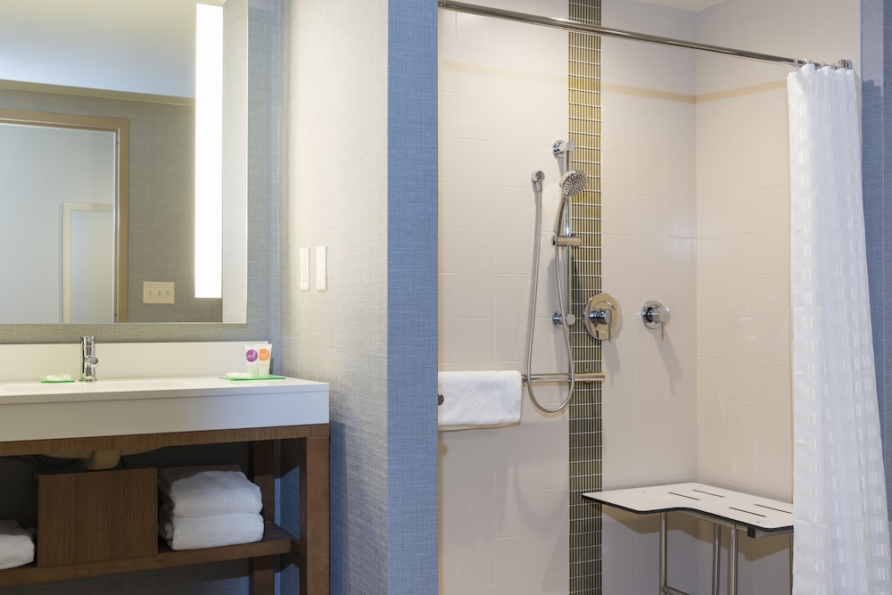 Hyatt Place Sarasota Lakewood Ranch 48/50