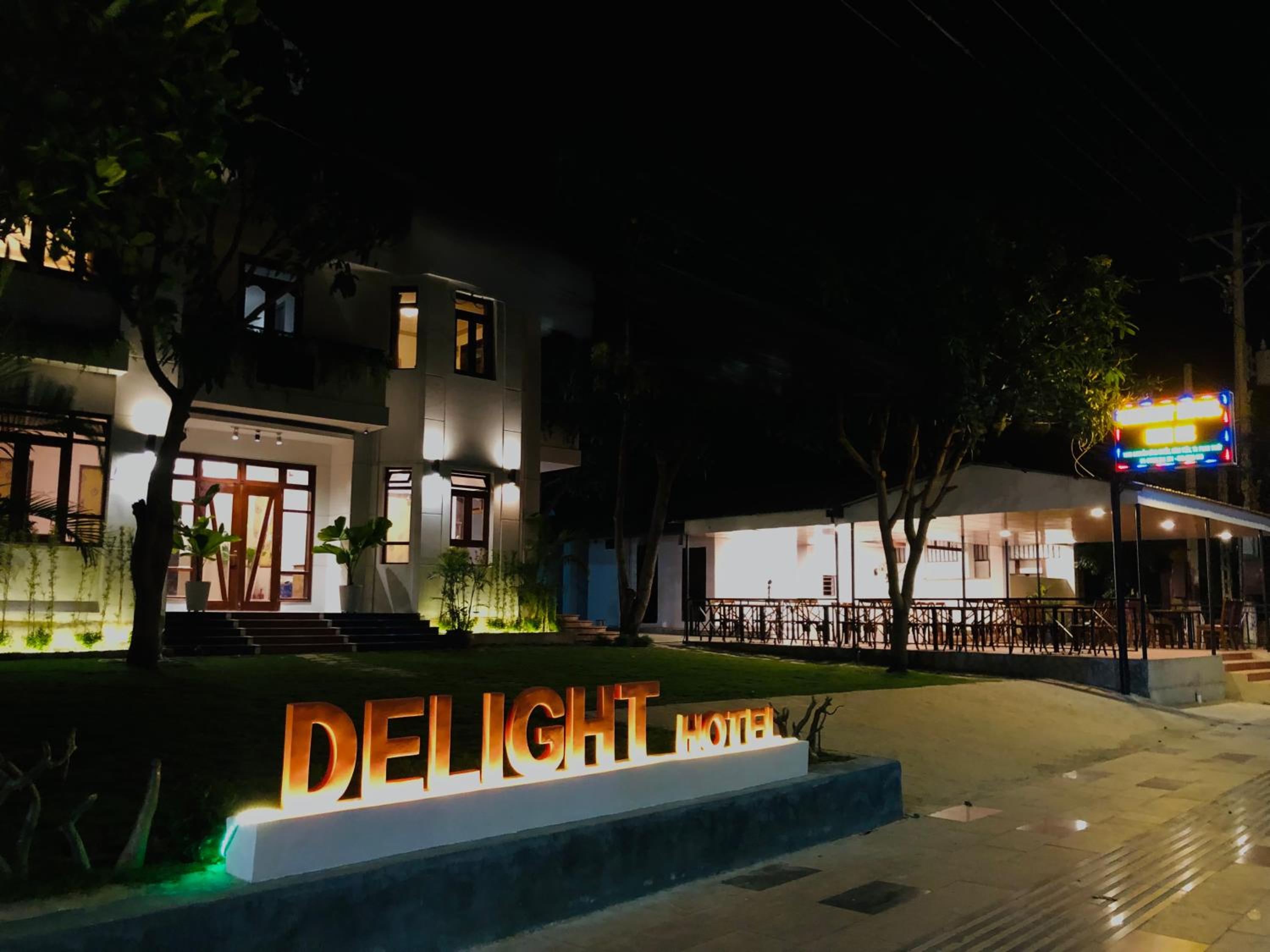 Delight Hotel 90/91