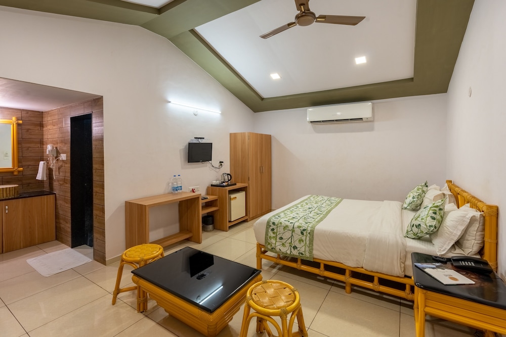 SAAVAJ RESORT 14/36