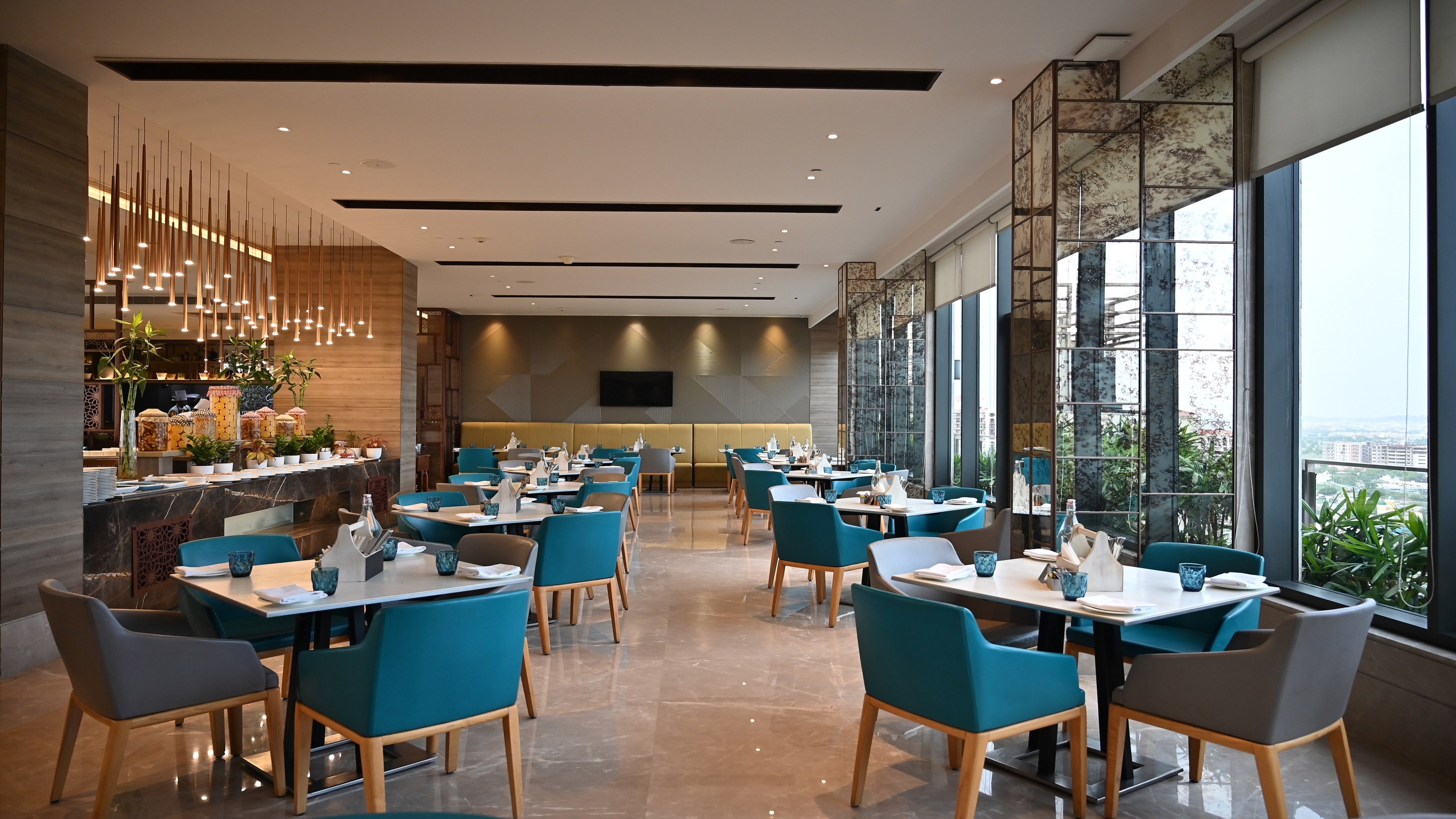 Holiday Inn Gurugram Sector 90 60/77