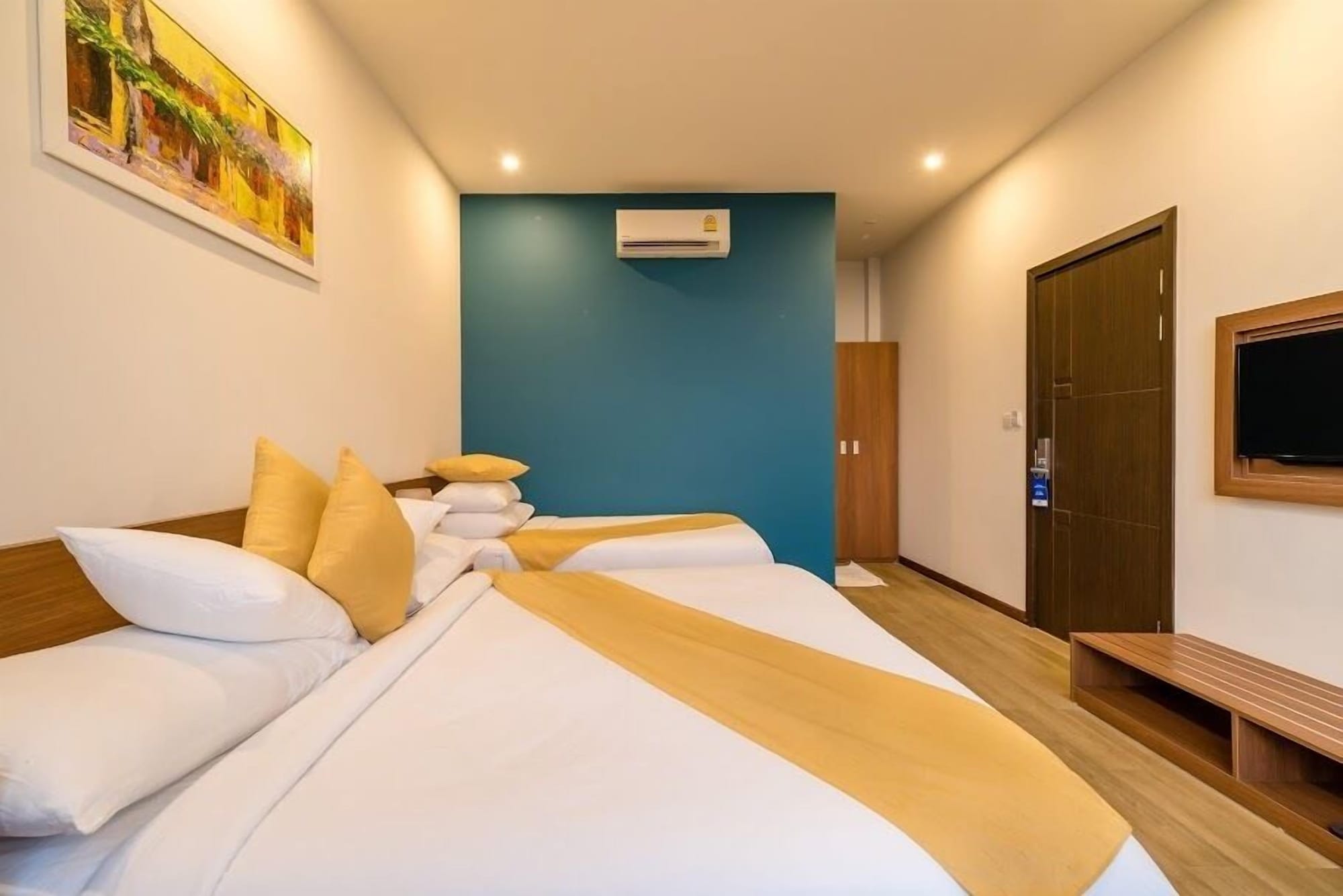 غرفة ديلوكس ثلاثية بسرير كوين وسرير فردي بغرفة نوم واحدة، Hoi An Majestic Villa 6/10