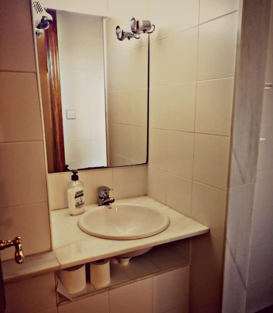 Hospedium Hotel Venta Sant Jordi 7/46