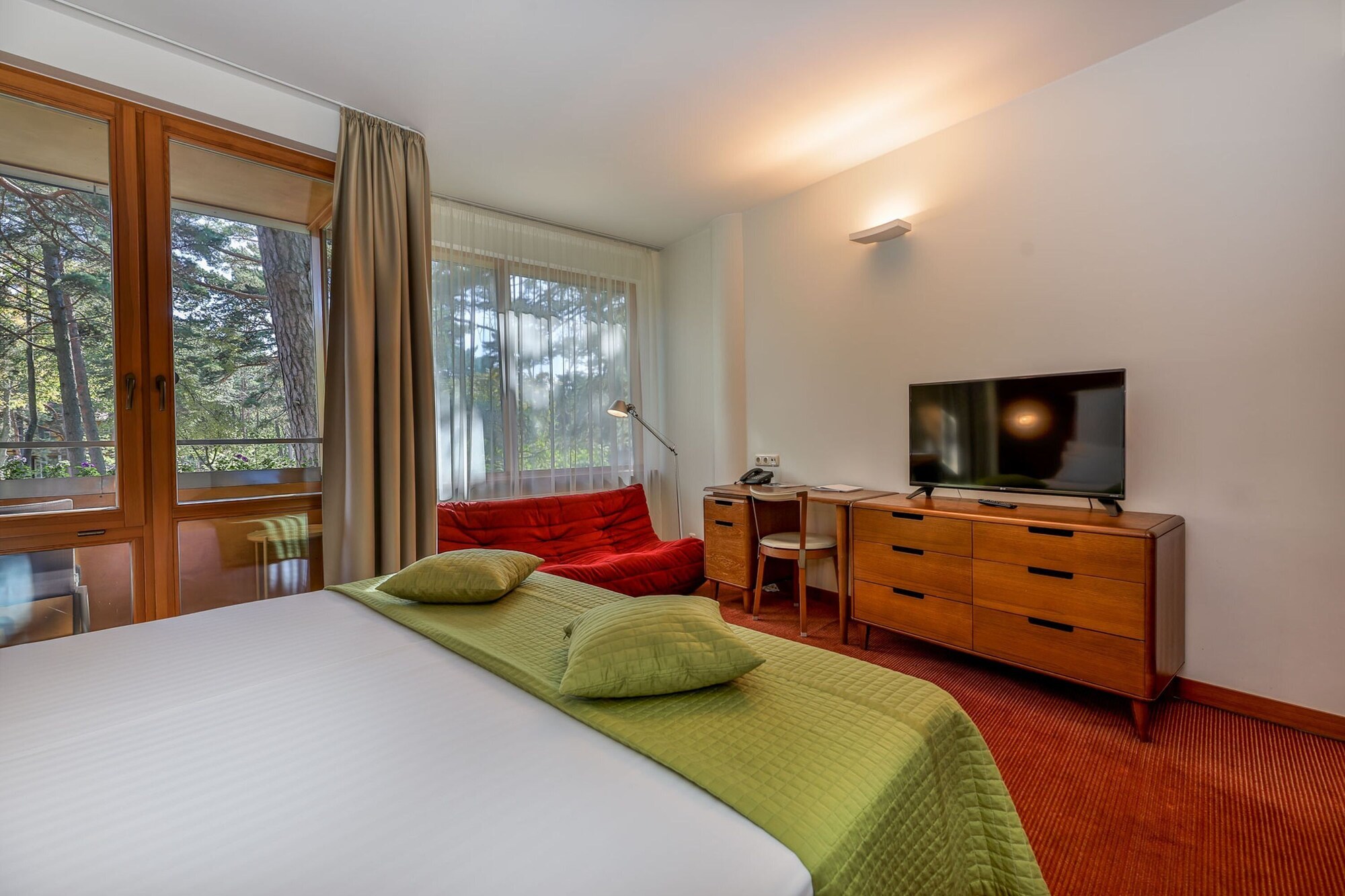 Standard, King Bed, Luxury Building