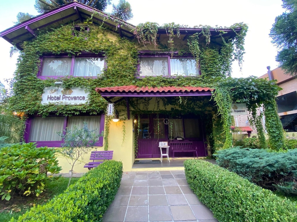Petit Hotel Provence Gramado Tissiani 1/73
