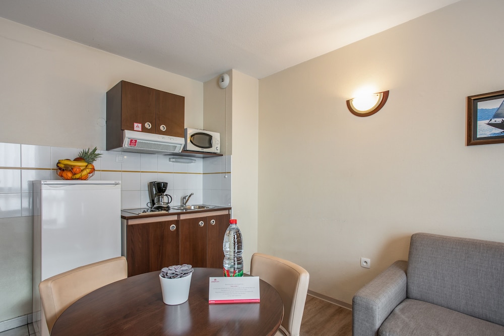 Appart'City Classic Nimes Centre 37/67