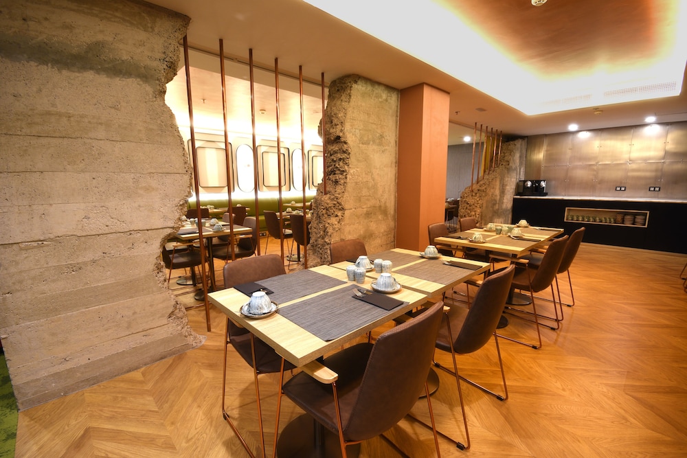 BLUESEA Design Plus Bex Hotel 53/67