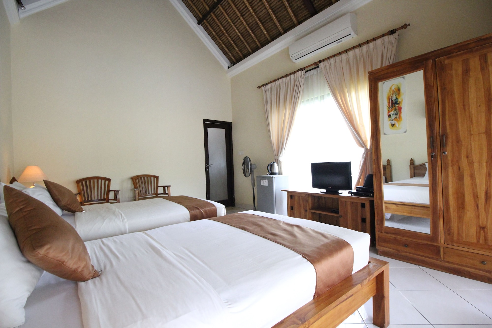 PREMIUM, DOUBLE OR TWIN BED