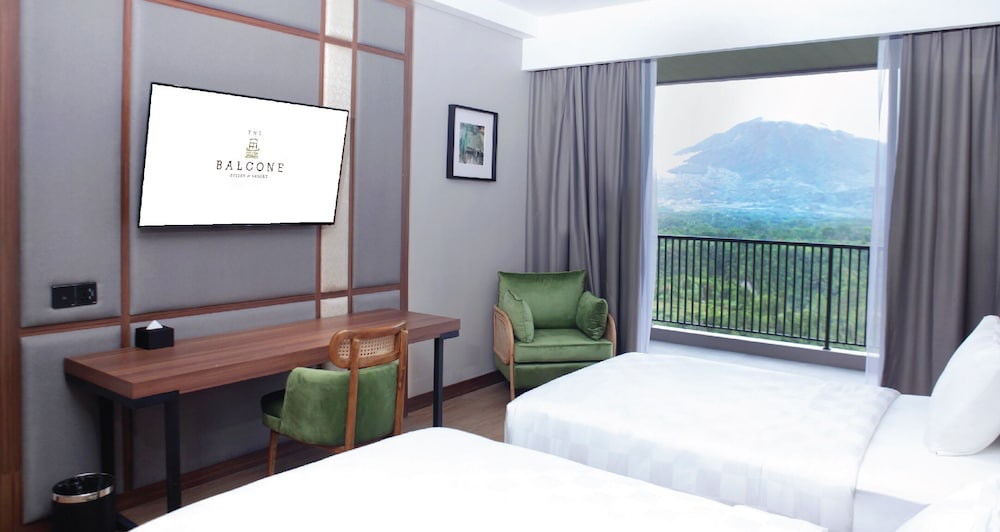 The Balcone Hotel and Resort 24/54