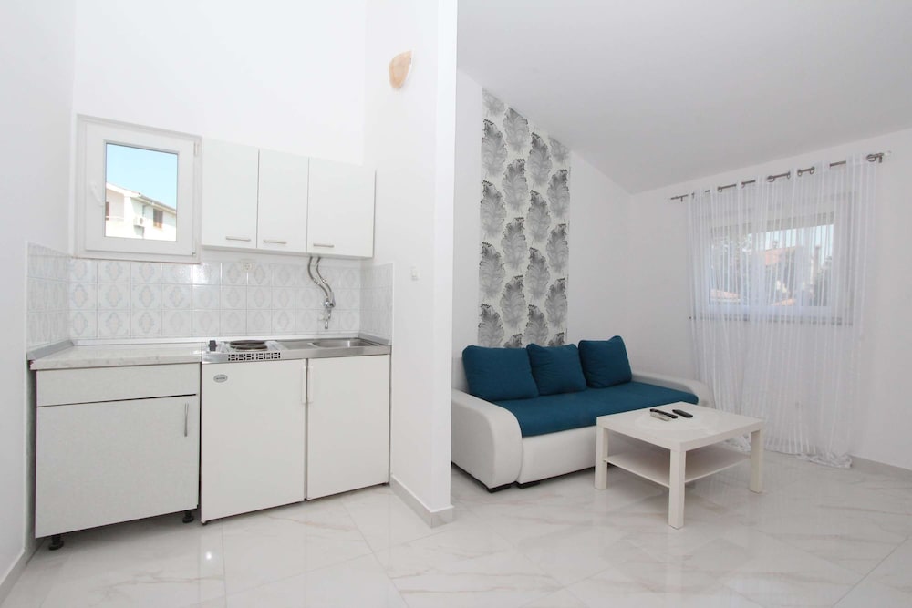 APARTMENT SENA 28/50