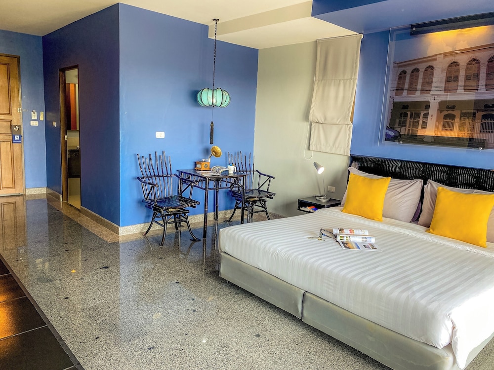 iCheck inn Phuket Town 71/96