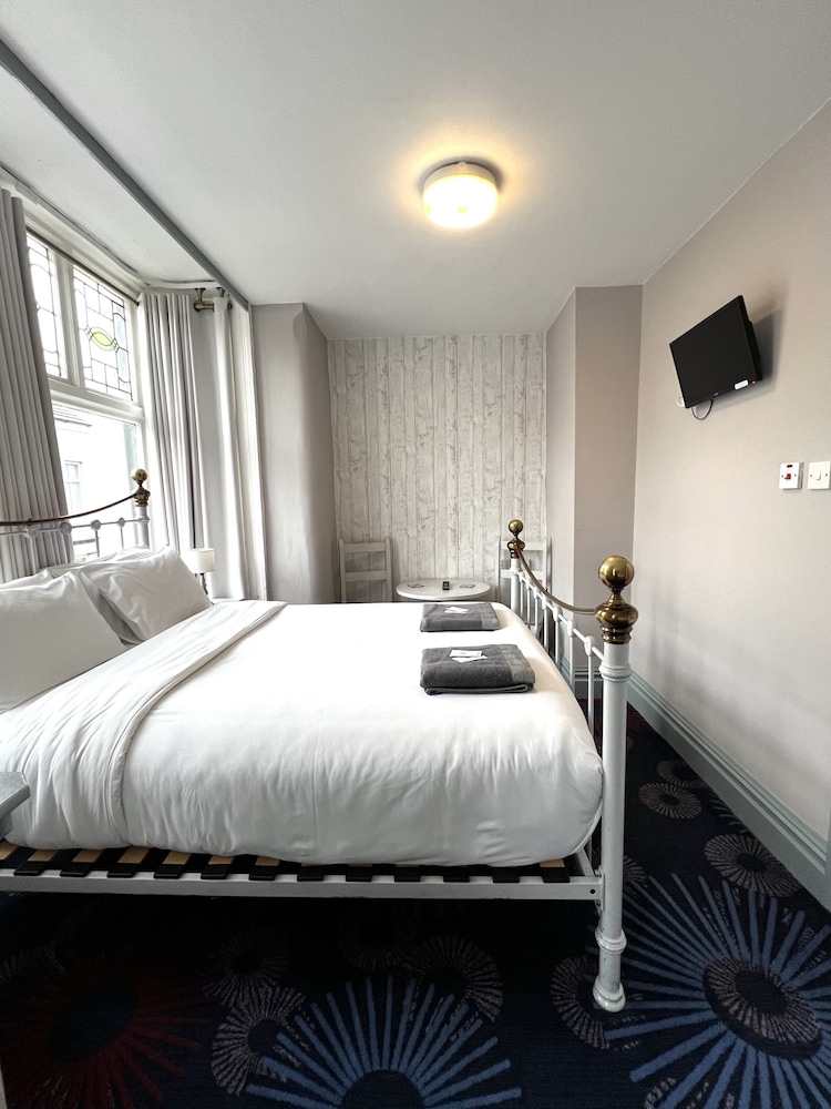 Central Cove Guesthouse 13/49