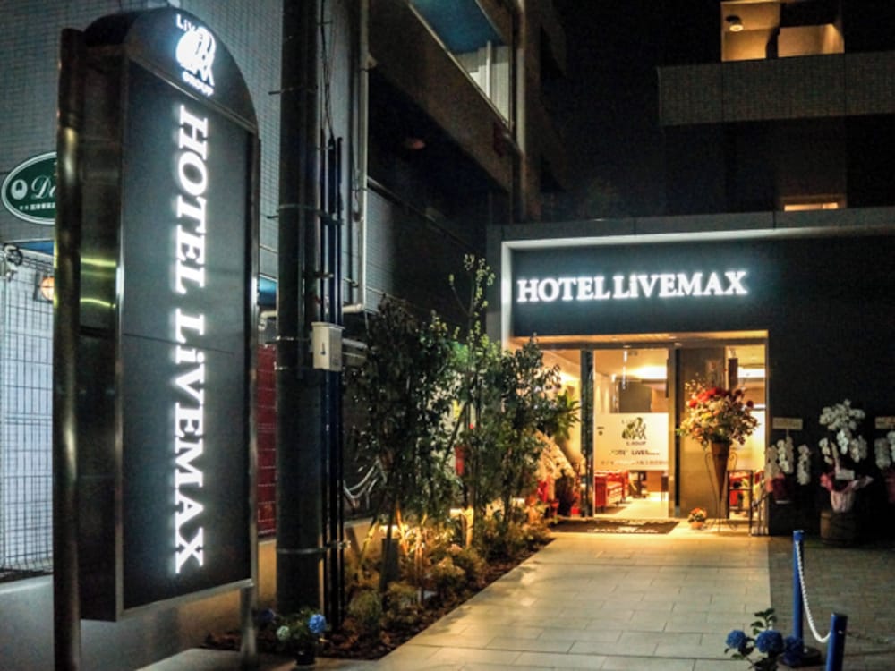 Hotel Livemax Saitama Asaka Ekimae 2/18