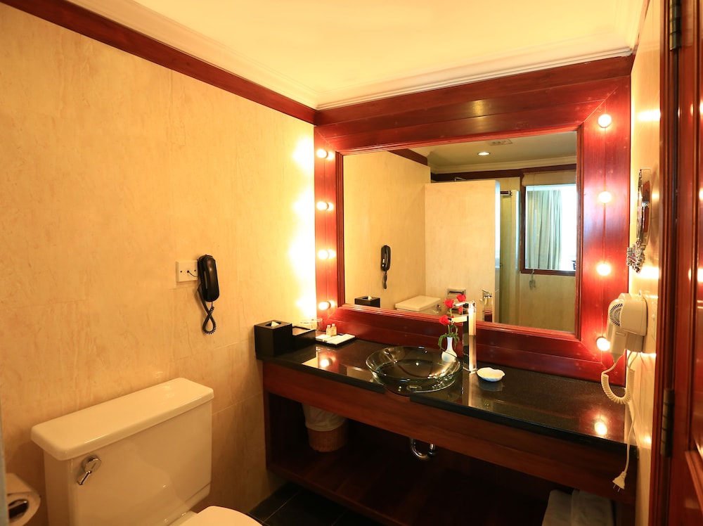 Ramana Hotel Saigon 41/68
