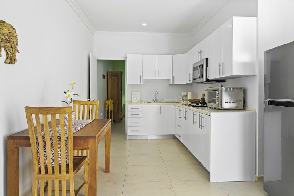 Arubas Bakval Suites 2/50