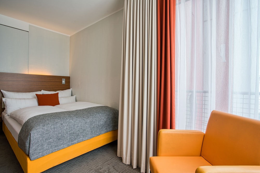 Kommerzhotel Koln 19/49