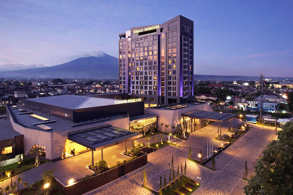 Grand Mercure Malang 2/67