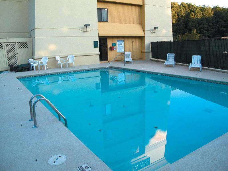 La Quinta Inn & Suites by Wyndham Atlanta Roswell 31/47