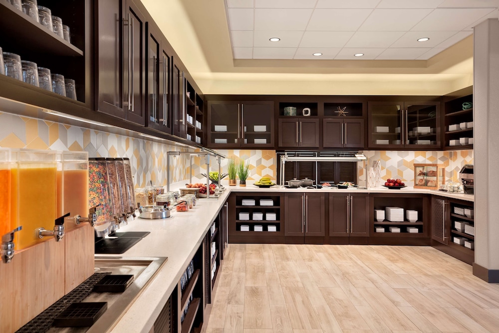 Hyatt Place Vacaville 36/62