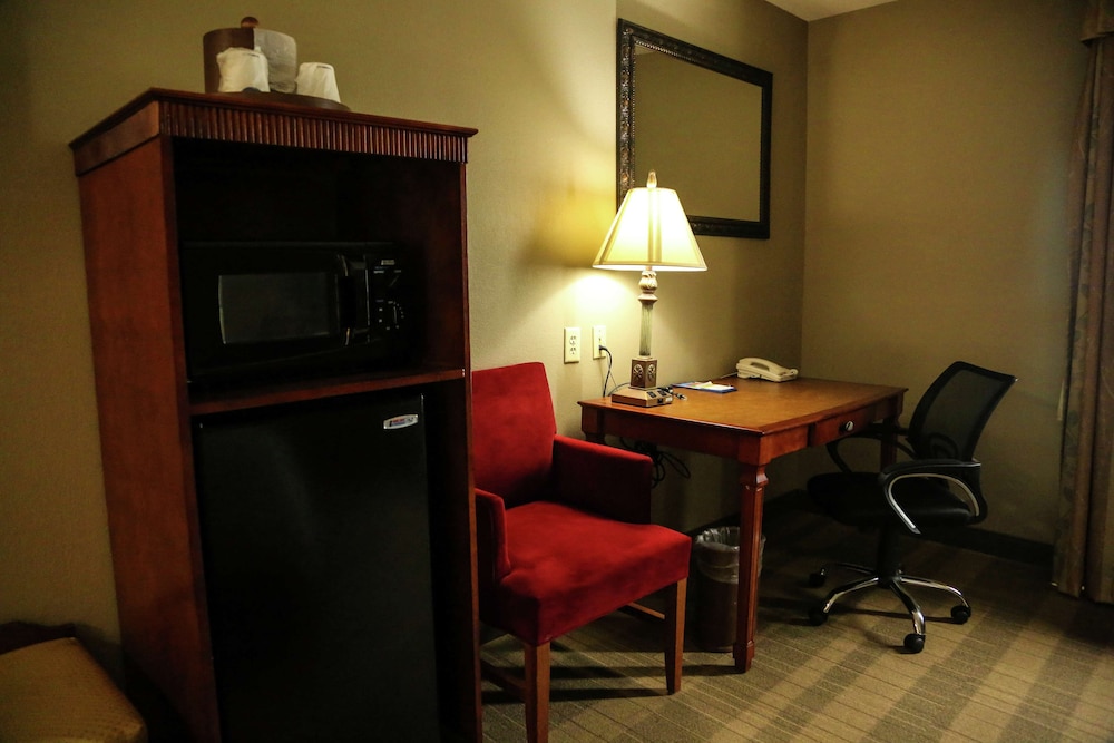 Hampton Inn & Suites McComb 41/49