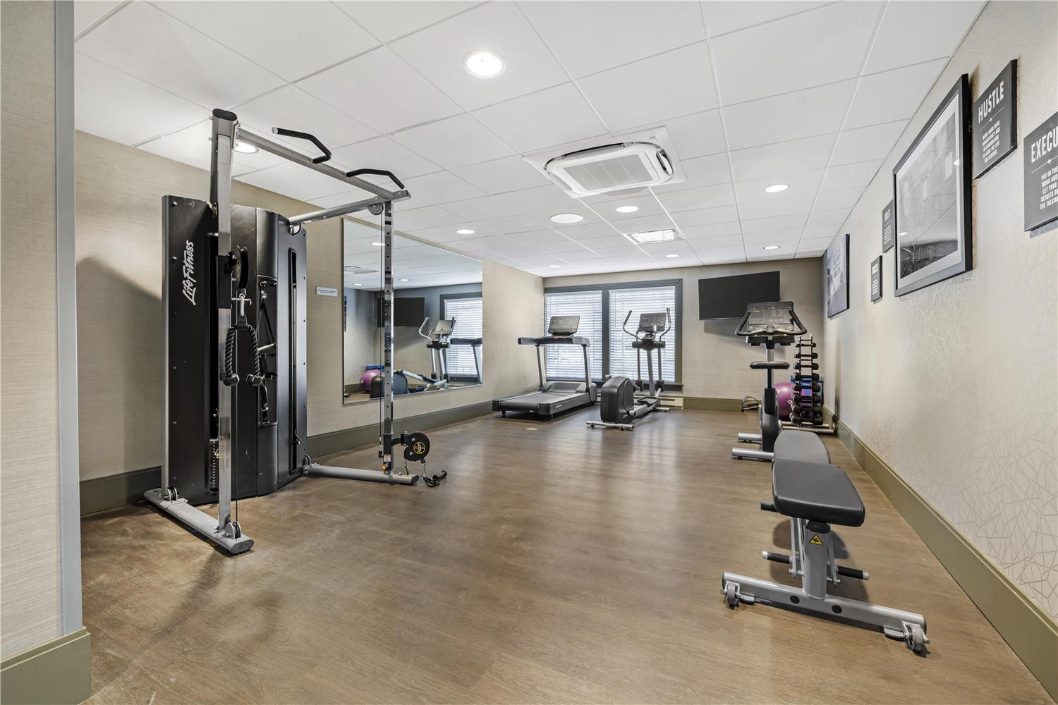 Best Western Potsdam University Park Inn 13/18