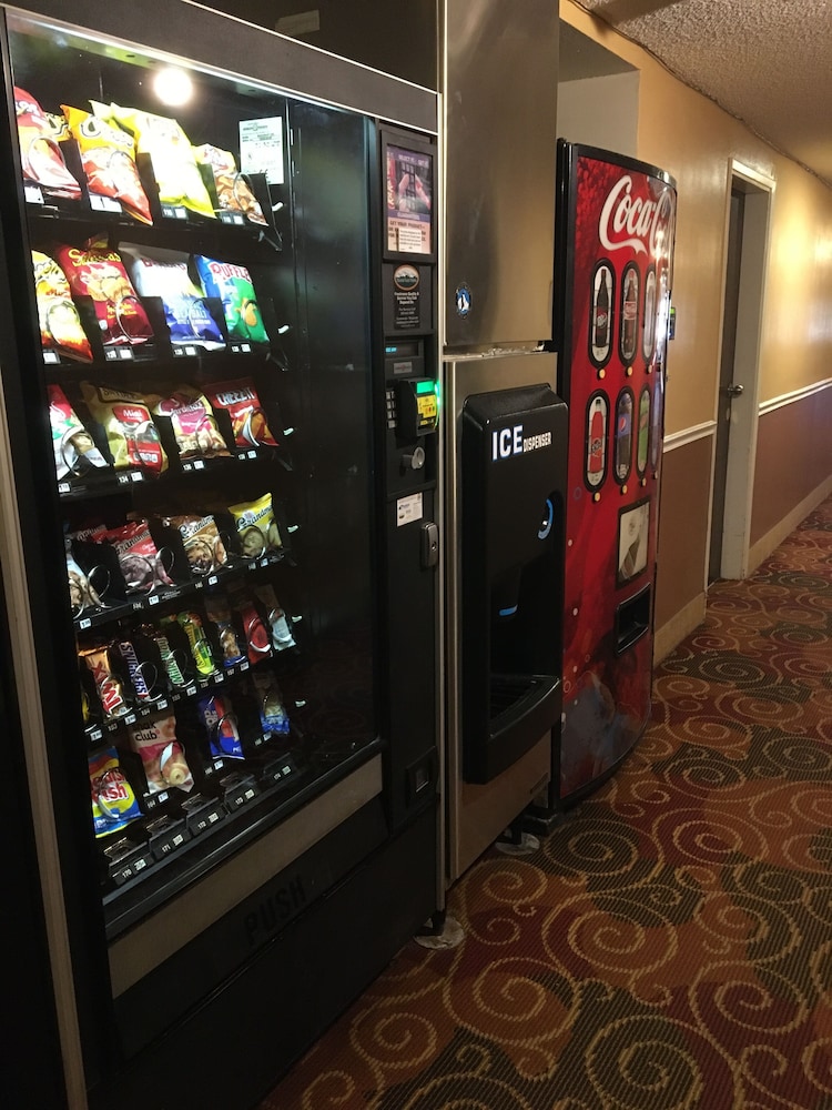 Days Inn by Wyndham Pocatello University Area 18/30