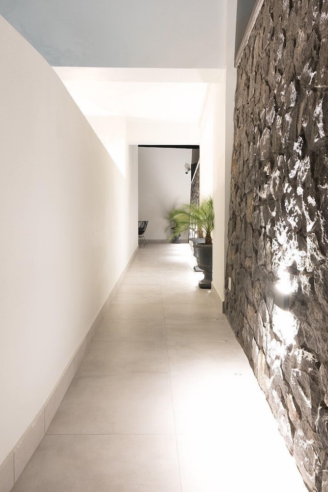 Karat Suites 21/50