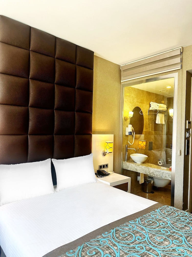 Taksim Line Hotel 19/60