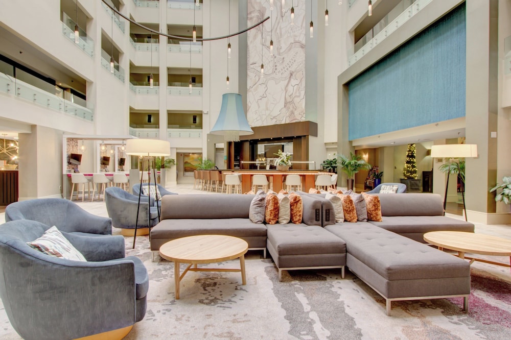 CROWNE PLAZA CHARLESTON AIRPORT CONV CTR 39/76